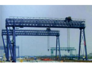 造船門(mén)式起重機(jī)